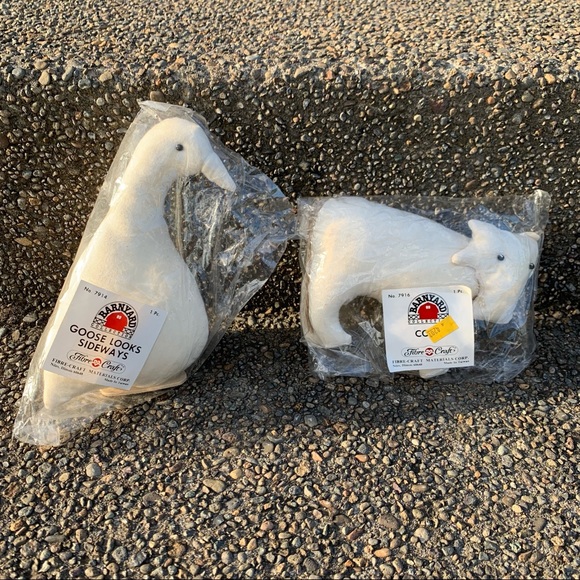 2 Vintage Fibre Craft Barnyard Animals Cow & Goose Cloth Stuffed Farm Animal 80s - Picture 14 of 16